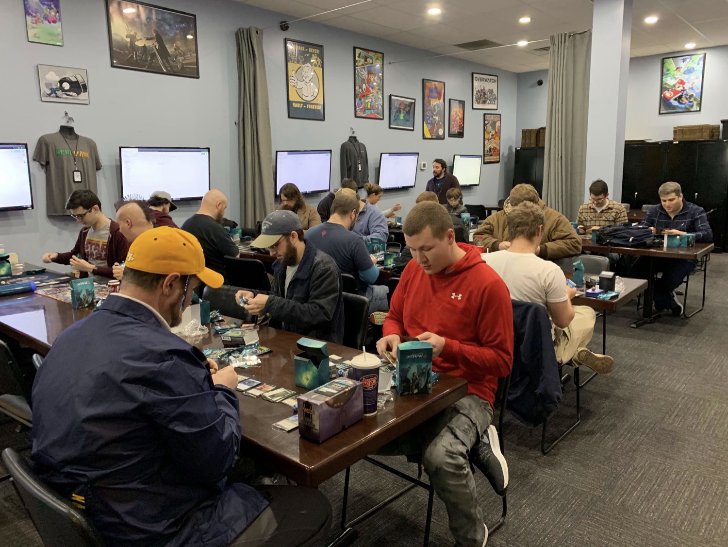 mtg-wpn-fnm-commander-friday-night-magic